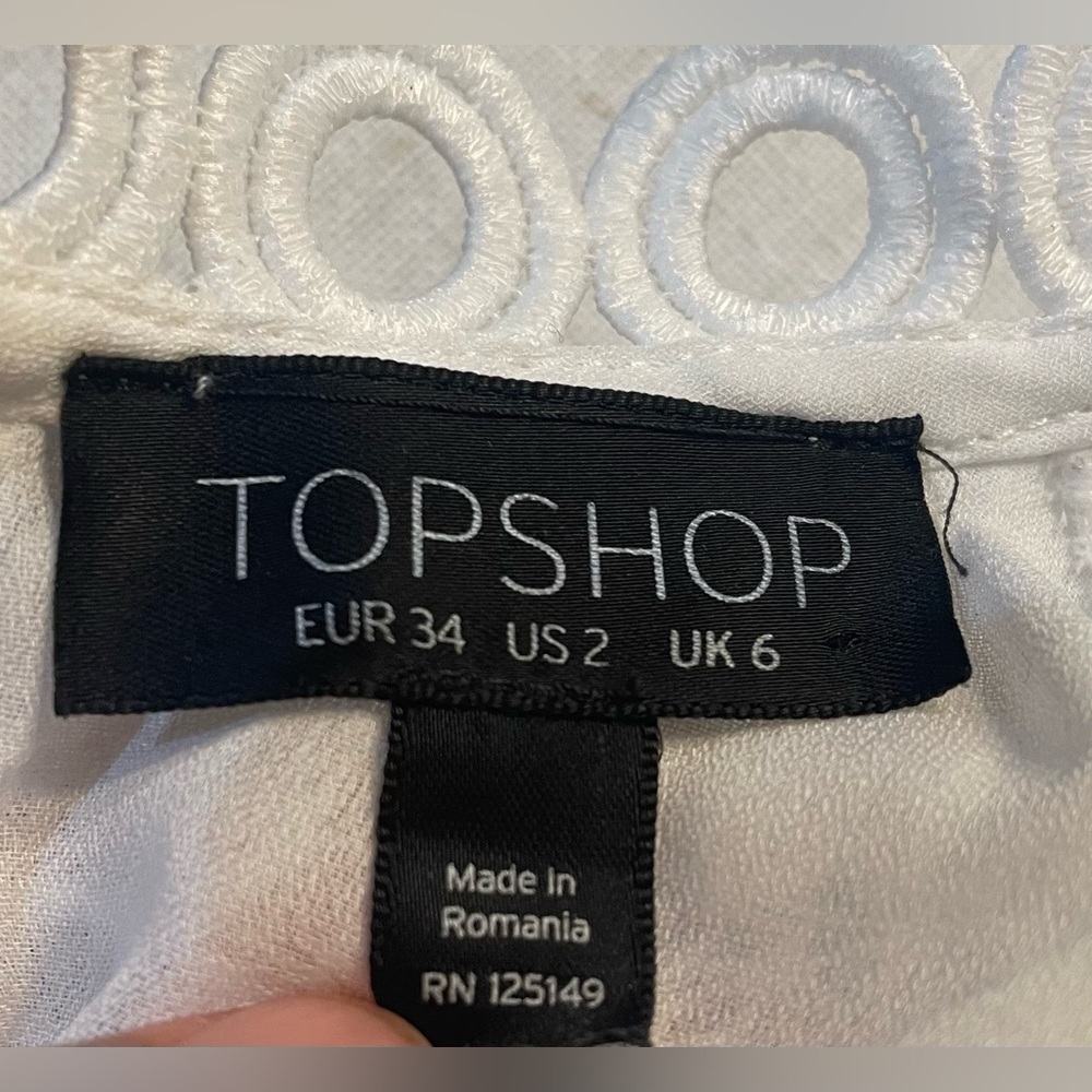 Topshop Floral Lace Shell Top - Picture 7 of 8